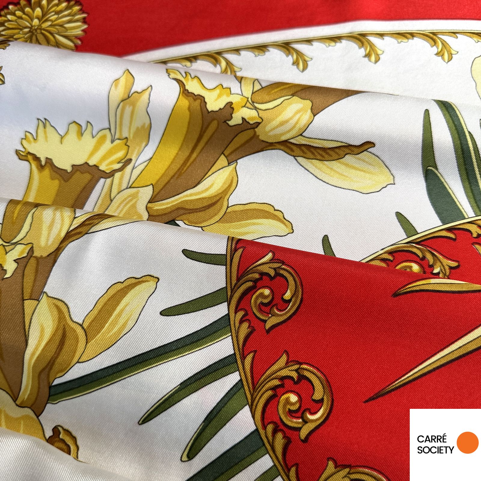 gros plan sur le motif central jonquilles